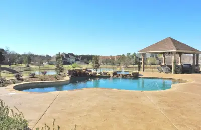 mrZ Contracting - Landscape Construction in Lewisville, TX