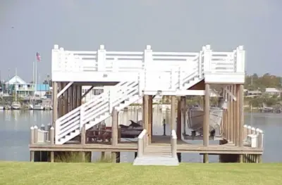 Decks n Such Marine Inc - Commercial Construction Services in Fort Walton Beach, FL