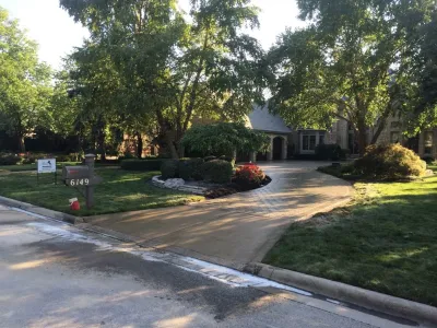 Muirfield Driveway by Pony Lawncare And Landscaping