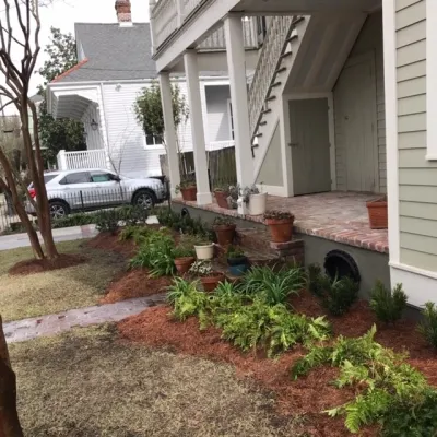 Front Yard, New Beds by Prados Landscapes LLC