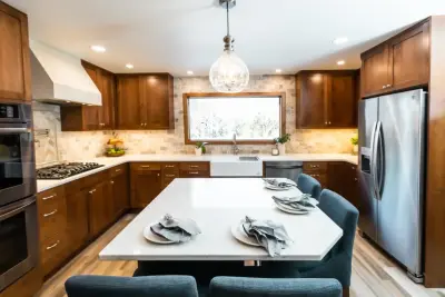 CLASSIC CHARM — Interior Design & Decorating project by Nest Design Studio LLC