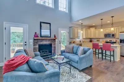Casa Bella Home Staging & Redesign,LLC - Professional Home Organizers in Williamsburg, VA