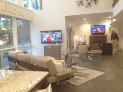 Elizabeth Hill Interiors - Window Installation & Replacement in Jamesville, NY