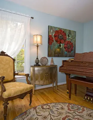 Piano Space — Interior Design & Decorating project by Kathy Potts Decorating Den Interiors