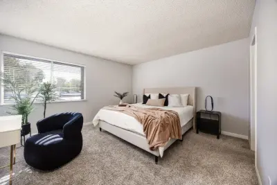 1490 Gustavo Ave, El Cajon, CA 92019 — Interior Design & Decorating project by PS Interior Design & Professional Staging