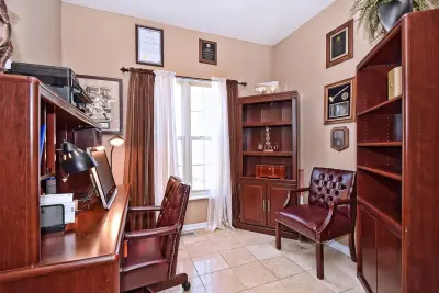 Rapid Sale of Professionally Staged Home with Multiple Offers — Interior Design & Decorating project by R.D. London Studios