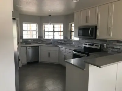 Project Fineline - Primary Residence Renovation — Interior Design & Decorating project by Bloomstreet Designs
