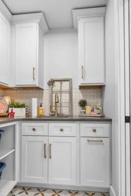 Unique Ambiance LLC - Custom Cabinets & Cabinetry in Cape Girardeau, MO