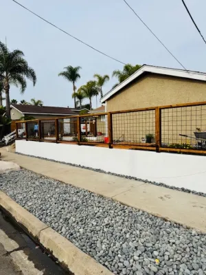 front yard hardscape by Quetzal Landscapes, Inc.