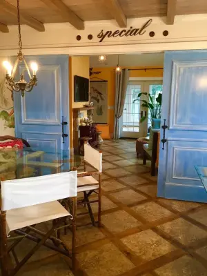 Sally Dailey Designs - Interior Design & Decorating in Bettendorf, IA