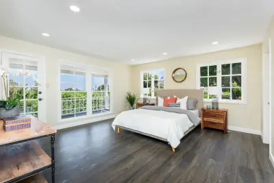 Hillside Estates, California — Interior Design & Decorating project by Hyelee Design & Staging Avenue