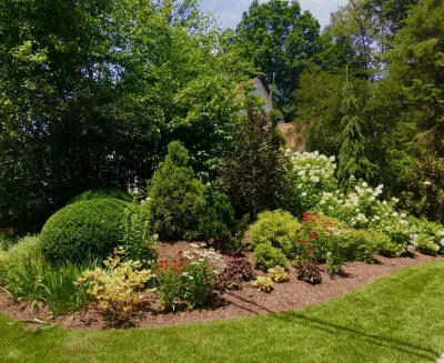 Raimondi Hort Grp | The Little Flower Shoppe - Retaining Wall Construction in Ho-Ho-Kus, NJ