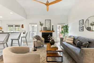 Charming Bungalow on Charlotte Avenue — Interior Design & Decorating project by Porchlight Interiors LLC