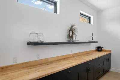 Saddle Ridge Manor — Interior Design & Decorating project by Aisling Designs
