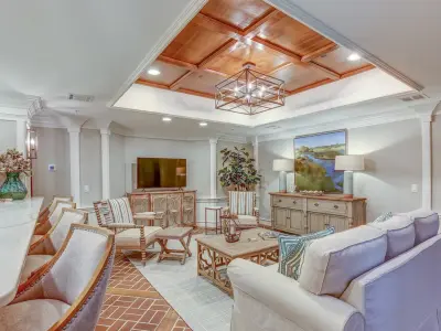 Oceancrest — Interior Design & Decorating project by Coastal Chic