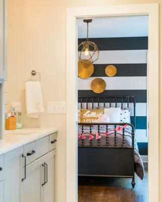 Modern Rustic Madeira — Interior Design & Decorating project by Trace & Scale