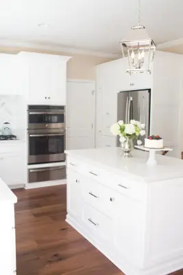 Kitchen Inspired by Southampton — Interior Design & Decorating project by Ivory Lane Interiors