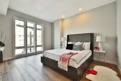 WELL STAGED - 71 MONROE STREET, HOBOKEN, NJ — Interior Design & Decorating project by OrganizDwell, LLC