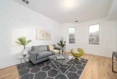 DESIGNEDWELL - 82 RESERVOIR ROAD, JERSEY CITY, NJ — Interior Design & Decorating project by OrganizDwell, LLC