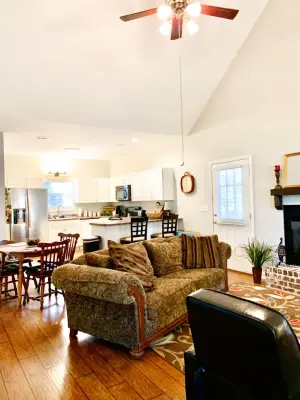 Jennifer Burt Interiors - Professional Home Organizers in Starkville, MS