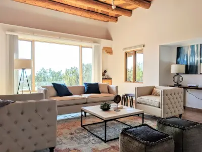 Southwestern Home in Stages — Interior Design & Decorating project by Pink Dwelling