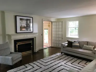 RENTAL FURNITURE STAGING — Interior Design & Decorating project by House To Home