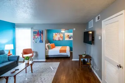 Steeplechase One — Interior Design & Decorating project by Mission Accomplished Interior Design & Staging
