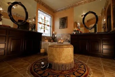 Stone Oak Primary Bathroom Renovation (San Antonio, TX) — Interior Design & Decorating project by Mummeinteriors
