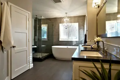 Studio Town Residence — Interior Design & Decorating project by Hyelee Design & Staging Avenue