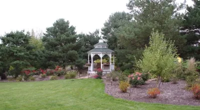 Ray's Lawn & Home Care - Tree & Shrub Care in Lincoln, NE