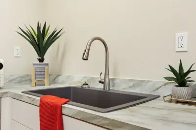 LHK Interiors - Custom Cabinets & Cabinetry in Oakdale, CA