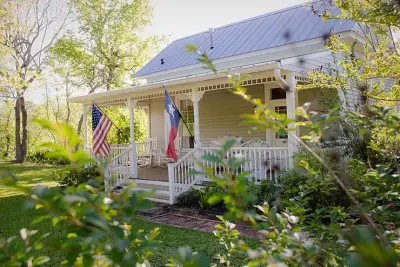 The Irish Lady - Kitchen Remodeling in Brenham, TX