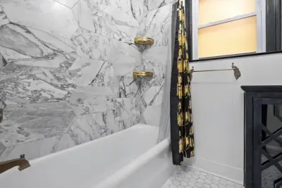 dh Design Studio - Custom Cabinets & Cabinetry in Raytown, MO