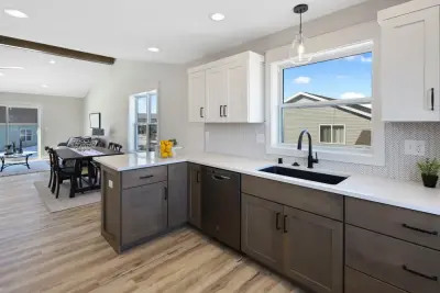 Aaren Reidel - Custom Cabinets & Cabinetry in Rochester, MN