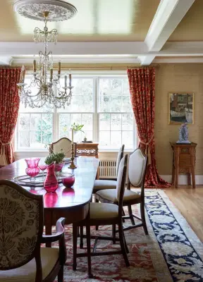 Classic Dining Room in Lake Forest — Interior Design & Decorating project by Tina Dann-Fenwick Interiors