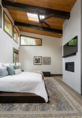 Path Peak — Interior Design & Decorating project by ID.ology Interiors & Design