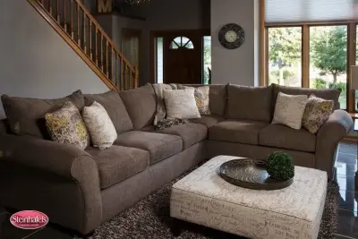 Jenii Strzelecki - Interior Design & Decorating in Oak Creek, WI