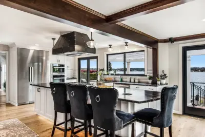 Michelle Lawrence Interior Design - Custom Cabinets & Cabinetry in Buckley, WA