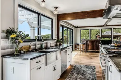 Michelle Lawrence Interior Design - Custom Cabinets & Cabinetry in Buckley, WA
