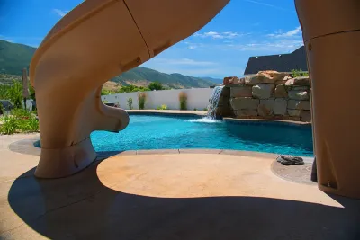 Rockology Utah - Retaining Wall Construction in Draper, UT