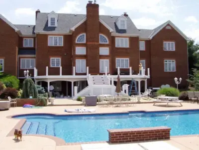 Distinctive Deck Designs - Carpentry & Woodworking in Clifton, VA