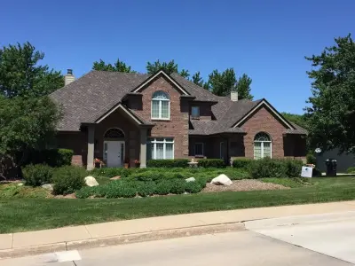 VanWeelden Co. - Roofing & Gutter Services in Des Moines, IA