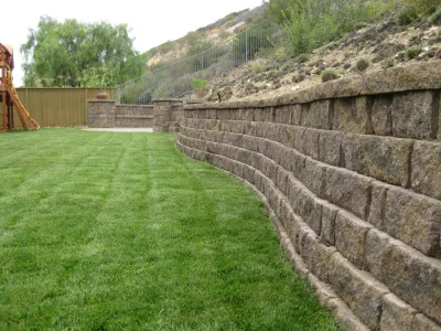 Retaining Walls by San Diego Pavers
