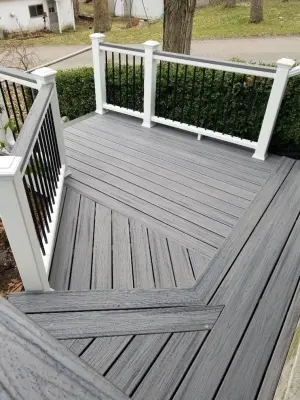 Cubbage - Eagle Lake Pawpaw — Deck Building & Repair project by Custom Design Group
