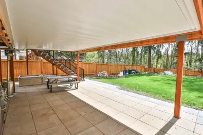 MasterDecks, LLC - Design-Build Services in Ames Lake, WA