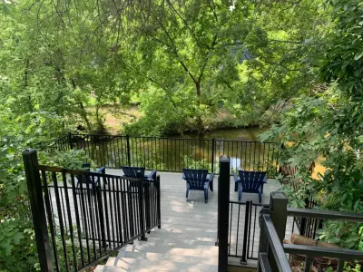 Build Outdoors - Landscape Construction in Dallas, TX