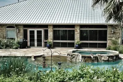 DS2 Brenham — Deck Building & Repair project by Sunspace Texas, LLC