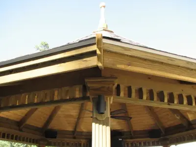 E V Decks And Gazebos - Custom Home Builders in Conroe, TX