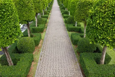 Sloan Lighting & Landscaping - Outdoor Lighting Installation in Palm Beach Gardens, FL