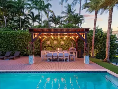 Extreme Decks - Carpentry & Woodworking in Boca Raton, FL